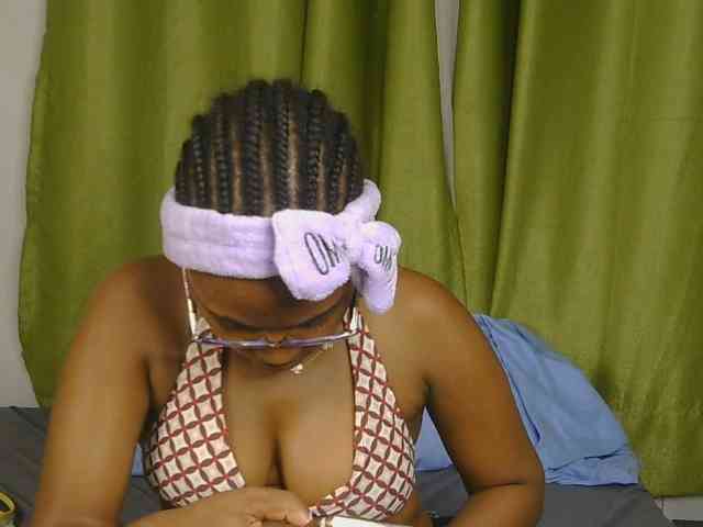SassyAngels webcam