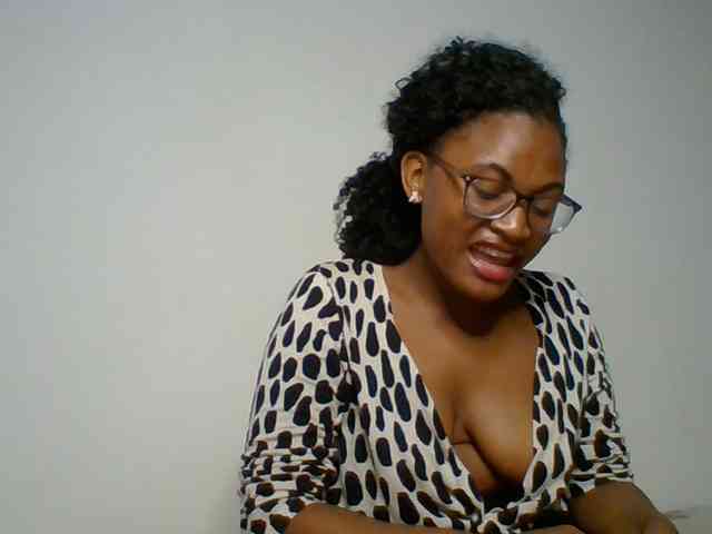 SassyAngels webcam