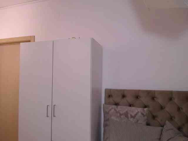 RaniaVibeXX webcam