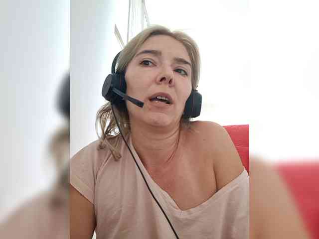 lunasoftangel9 webcam