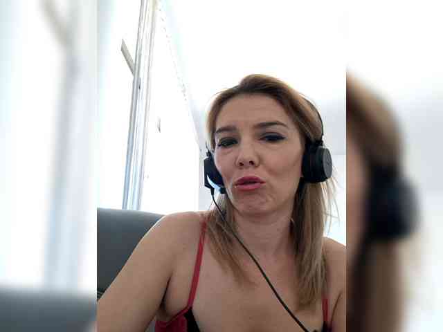 lunasoftangel9 webcam