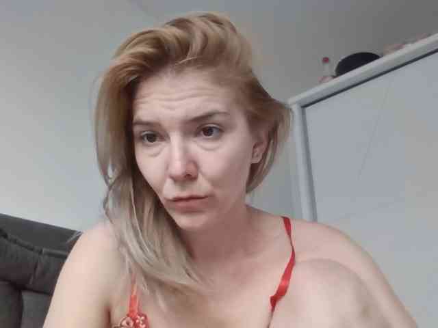 lunasoftangel9 webcam