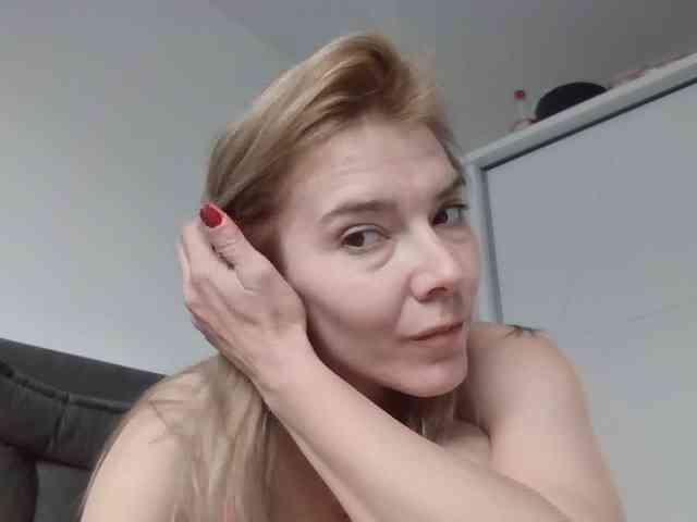 lunasoftangel9 webcam