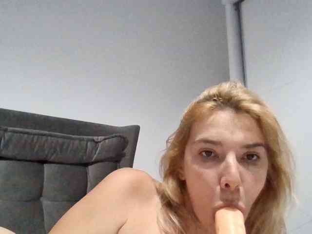 lunasoftangel9 webcam