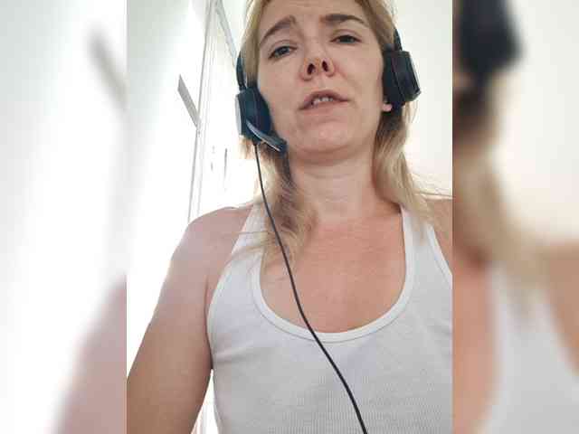 lunasoftangel9 webcam