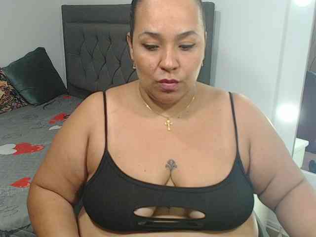 StarlettConnor webcam
