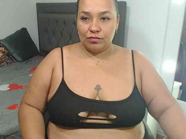 StarlettConnor webcam