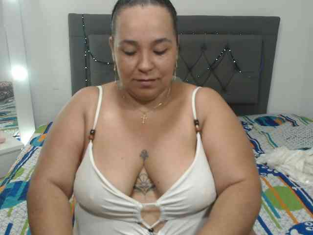 StarlettConnor webcam