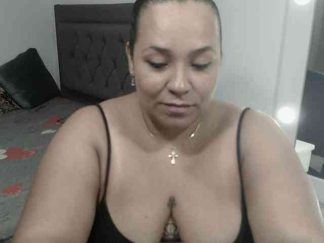 StarlettConnor webcam