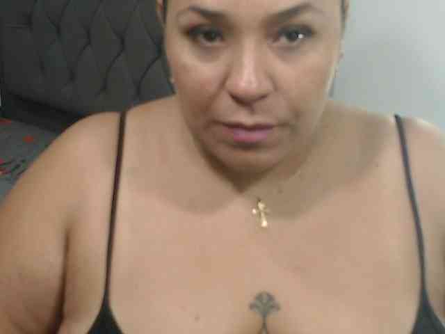 StarlettConnor webcam