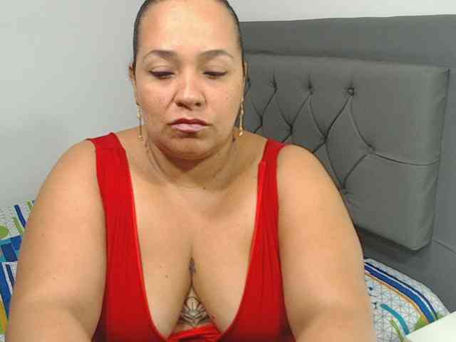 StarlettConnor webcam