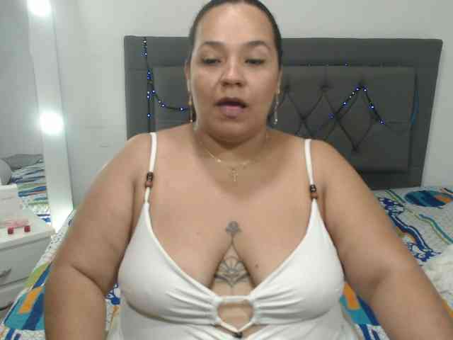 StarlettConnor webcam