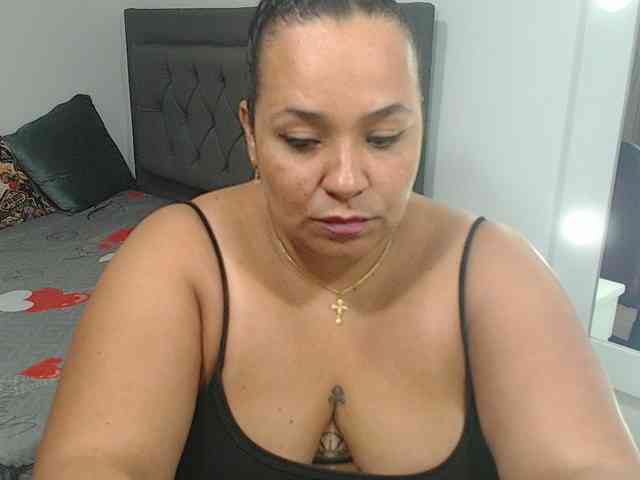 StarlettConnor webcam
