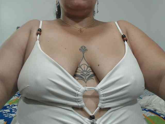 StarlettConnor webcam