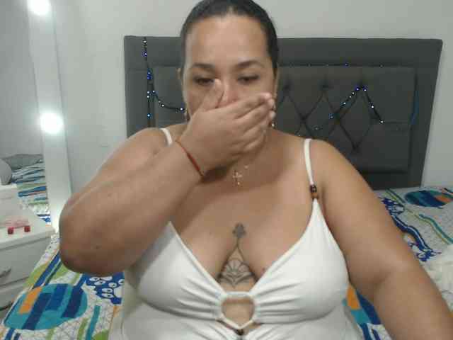 StarlettConnor webcam