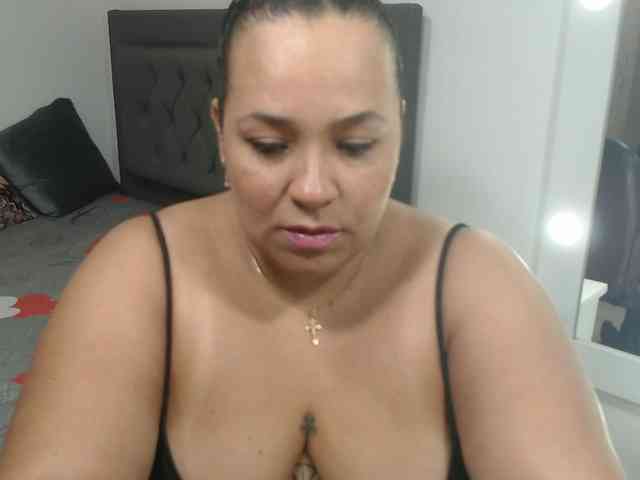 StarlettConnor webcam