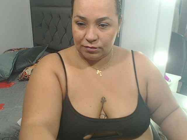 StarlettConnor webcam