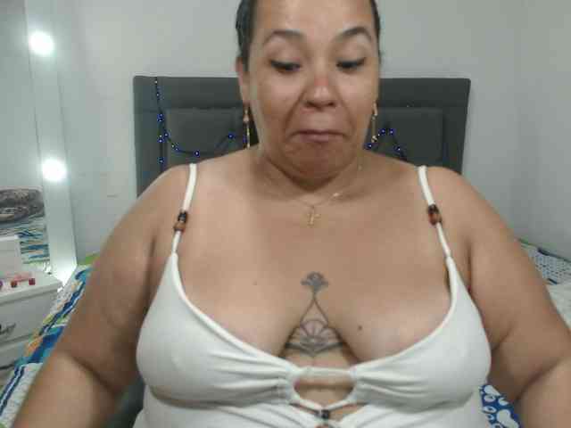 StarlettConnor webcam