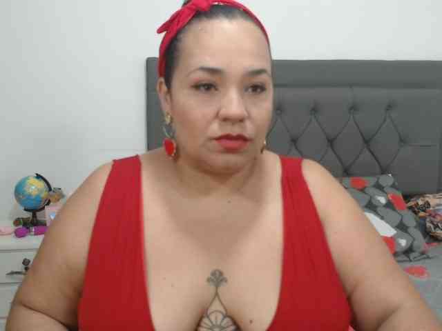 StarlettConnor webcam