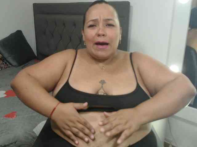 StarlettConnor webcam