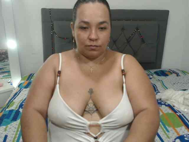StarlettConnor webcam