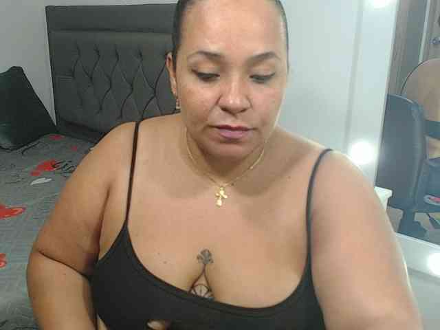 StarlettConnor webcam