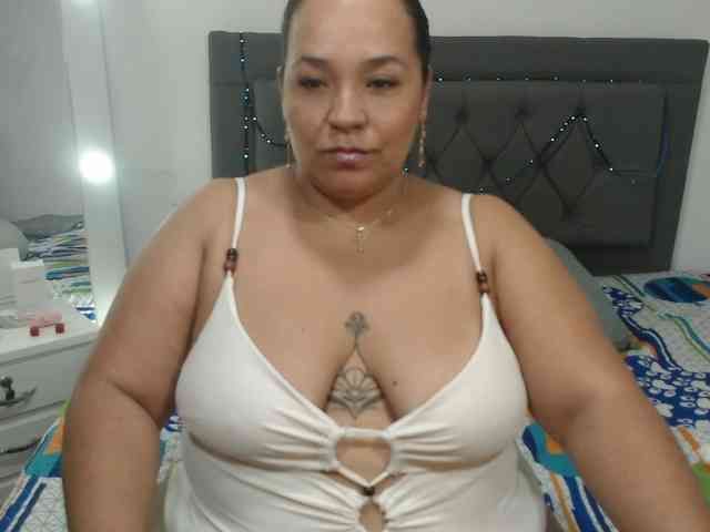 StarlettConnor webcam