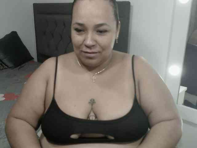StarlettConnor webcam
