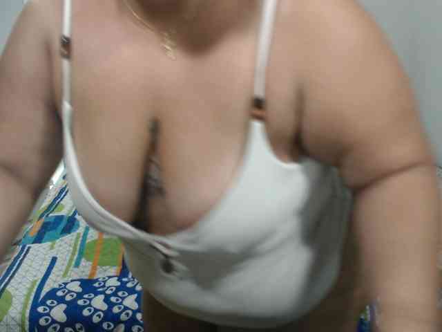 StarlettConnor webcam