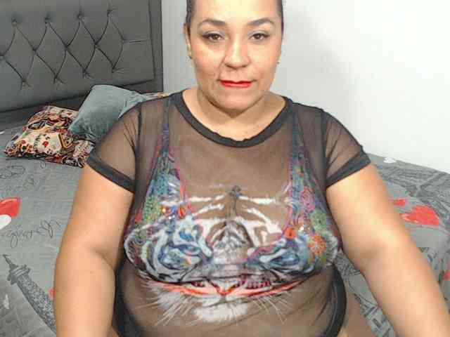 StarlettConnor webcam