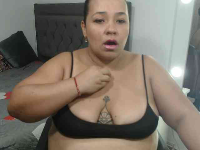 StarlettConnor webcam