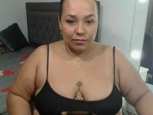 StarlettConnor webcam