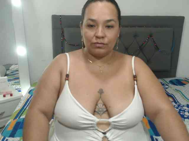 StarlettConnor webcam
