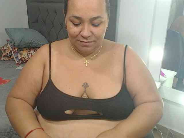StarlettConnor webcam