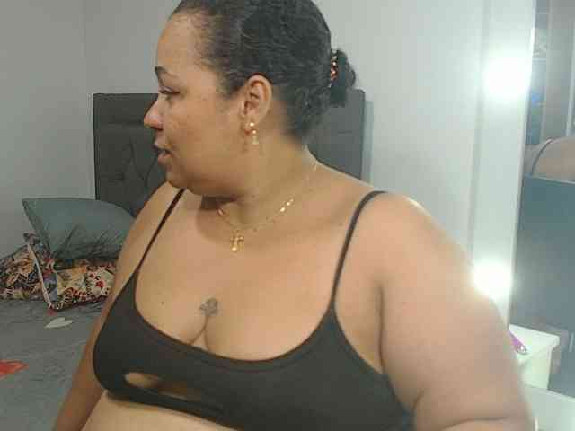 StarlettConnor webcam