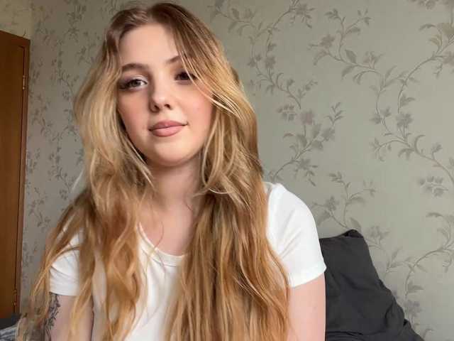  LapfulFluffX chat room