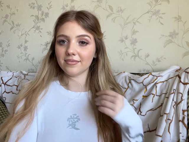  LapfulFluffX chat room