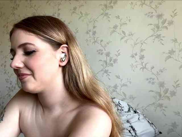 LapfulFluffX webcam