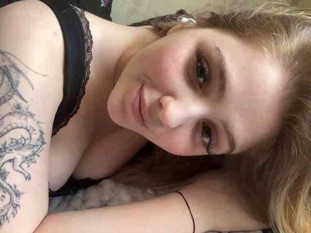 LapfulFluffX webcam
