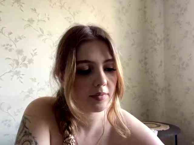 LapfulFluffX webcam