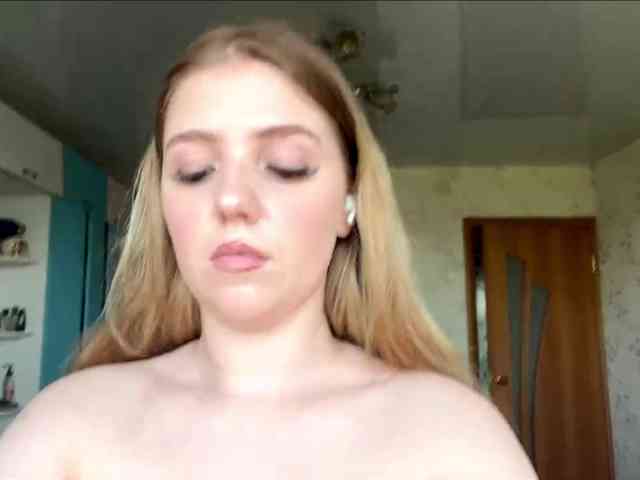 LapfulFluffX webcam