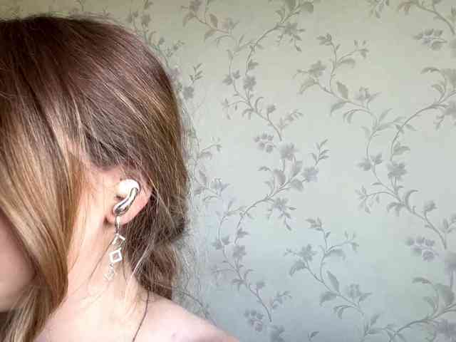 LapfulFluffX webcam