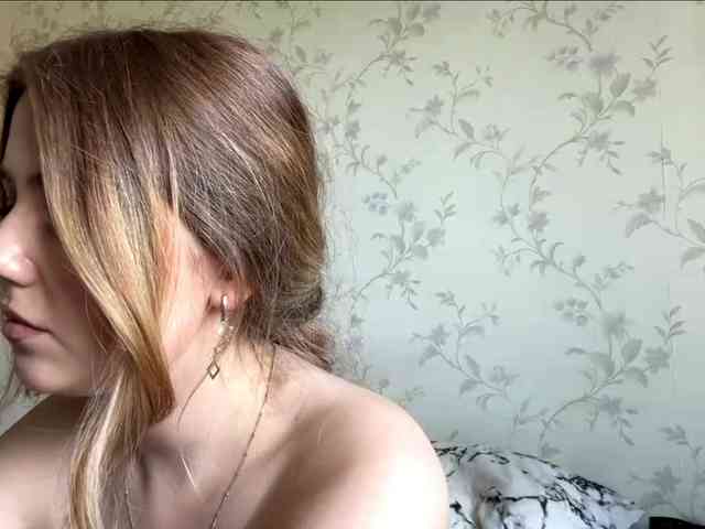 LapfulFluffX webcam