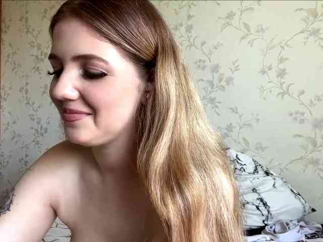LapfulFluffX webcam