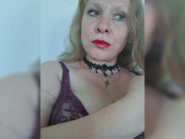 anna303a cam belle
