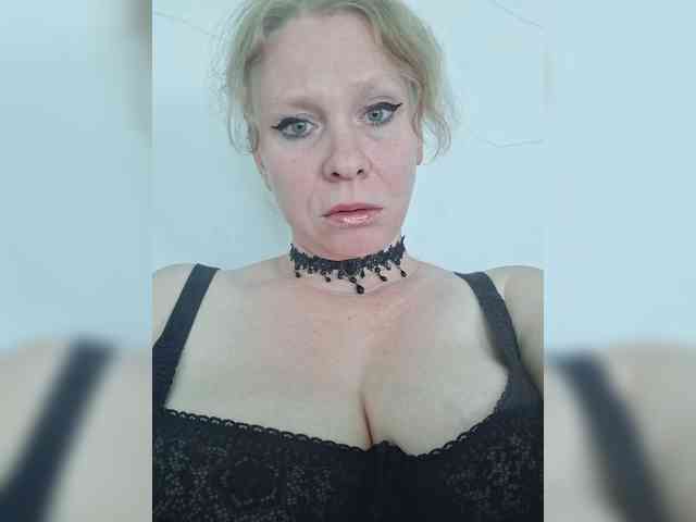 Anna030a webcam