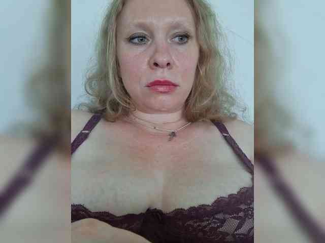 Anna030a webcam