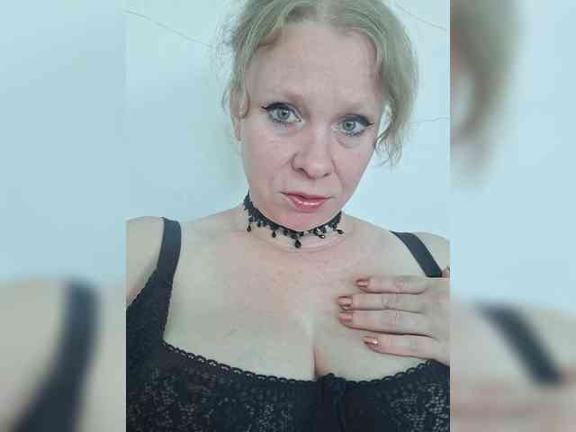 Anna030a webcam