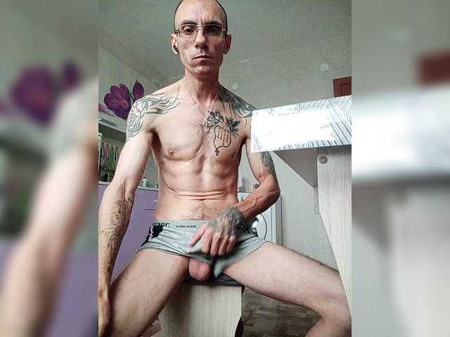 Andrei4003081 live cam