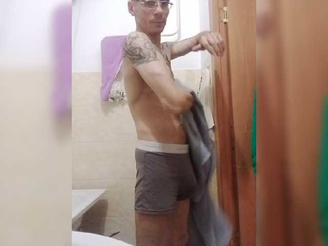 Andrei4003081